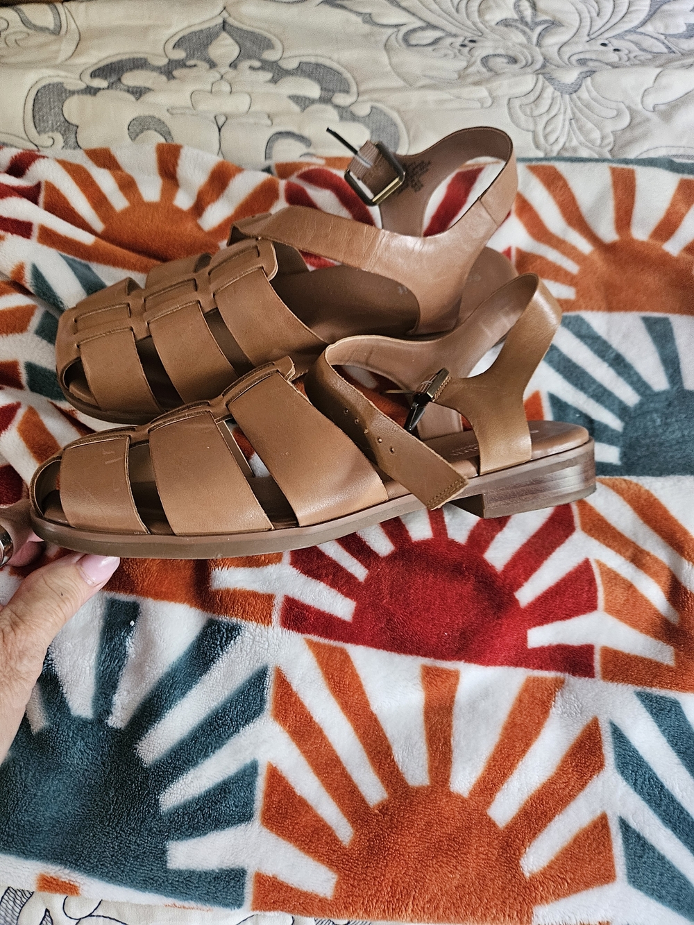 Easy Spirit Tan Woven Leather Slingback Sandals - Picture 2 of 3